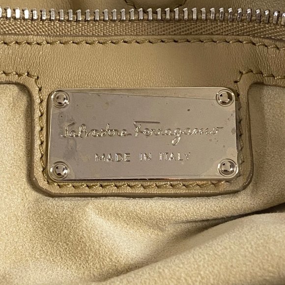 Salvatore Ferragamo Kayla Nappa Kid Desert Hobo Bag - Picture 4 of 11